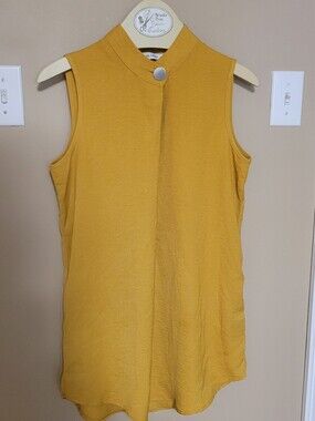 💜2 for $10💜 Bundle and save Sleeveless Mustard Stand-Collar Top